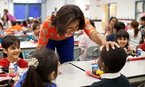First Lady has lunch with students (Official White House Photo By Chuck Kennedy)