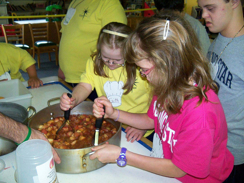 Special Needs students at Morning Star School in Orlando, Fla., learn about apples and how to make fresh apple sauce as part of the Chefs Move to School initiative.